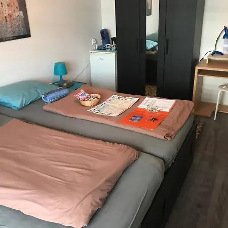 Apartment Large Private Kingsize Bedroom Close 2 City Center *